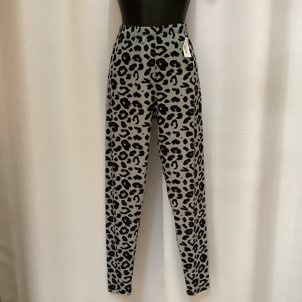 Adult Full Length Leggings in Animal Print - Fits Plus size 12 to 20